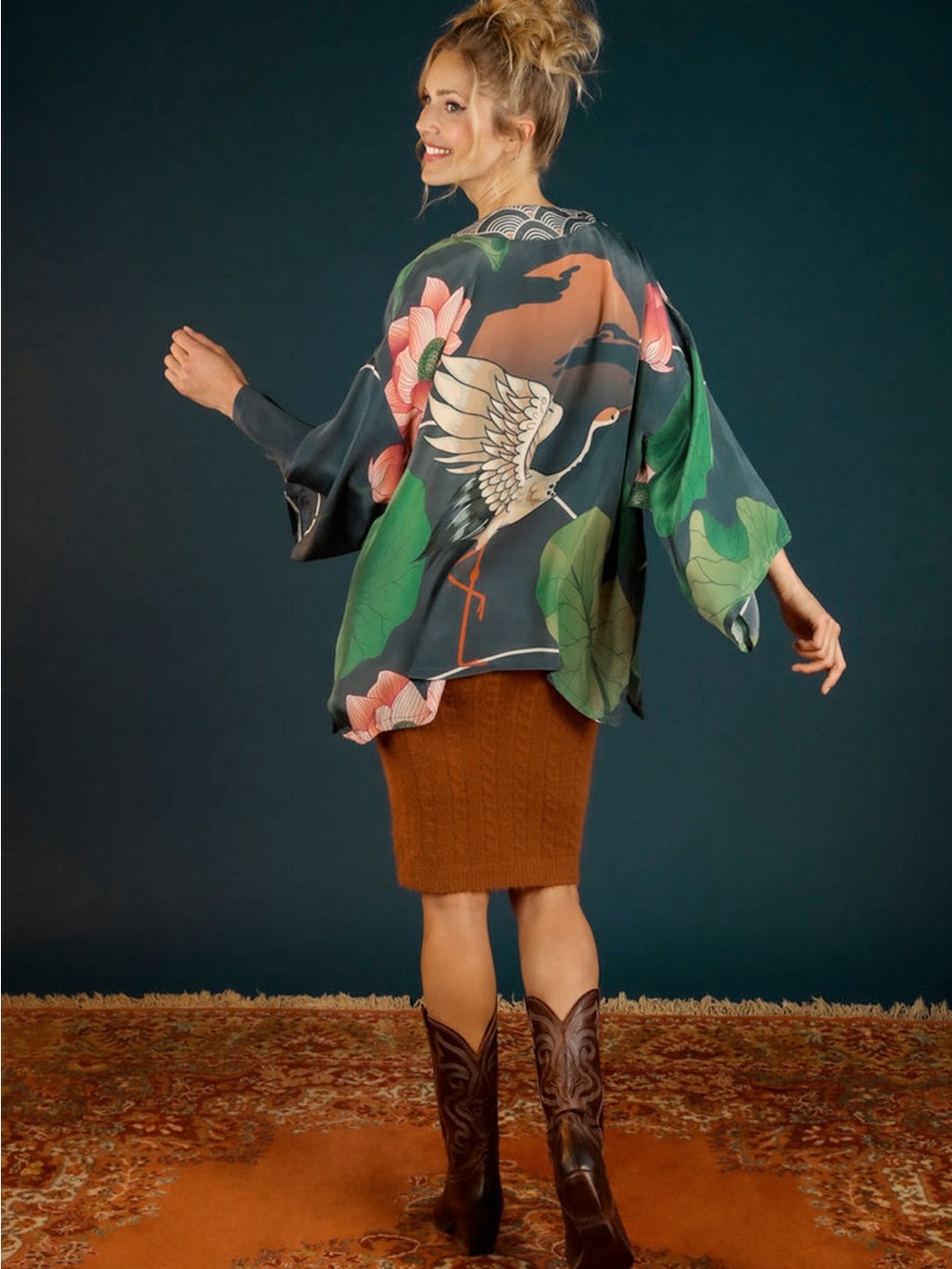 Powder Crane at Sunrise Kimono Jacket - Green/Black